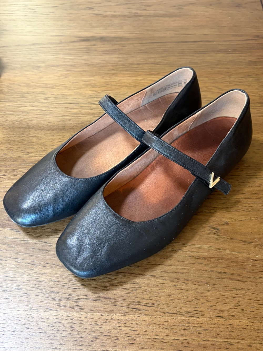 Vionic Black Mary Jane Flats with Strap